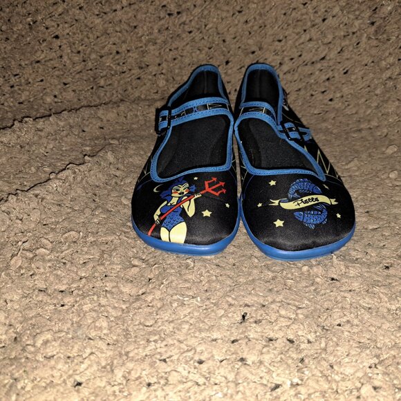 Vintage HOT CHOCOLATE DESIGN-Chocolaticas Zodiac-PISCES- Mary Janes-Sz 38-NM - Picture 3 of 8